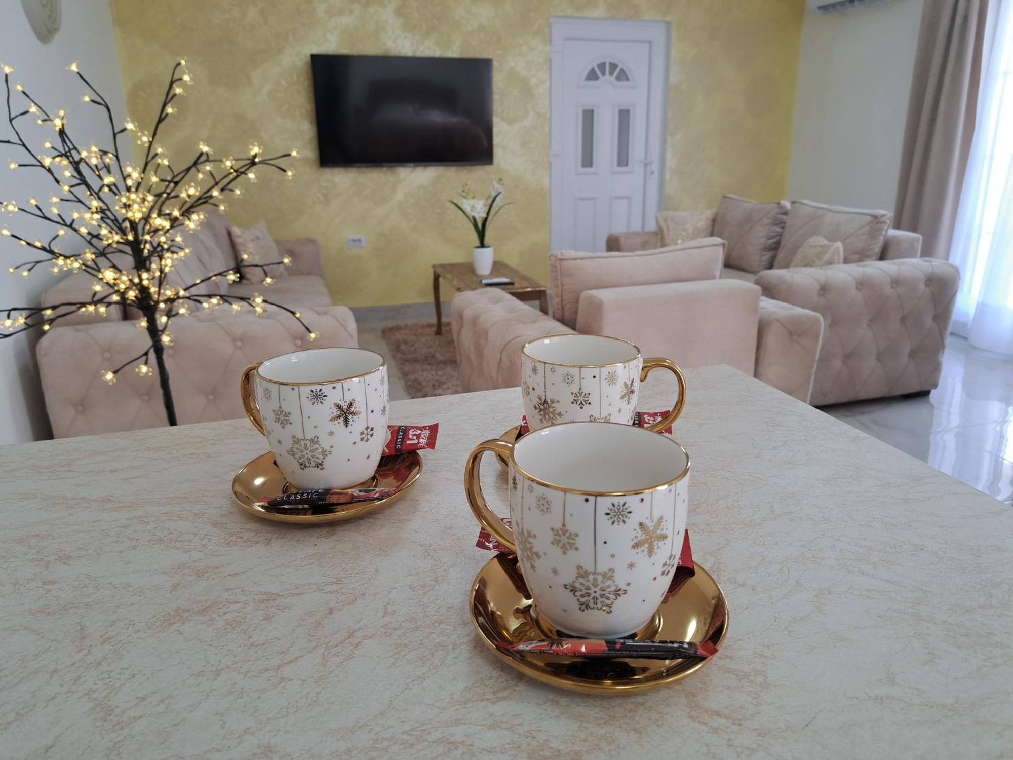 Dina Lux Apartman Jagodina Esterno foto